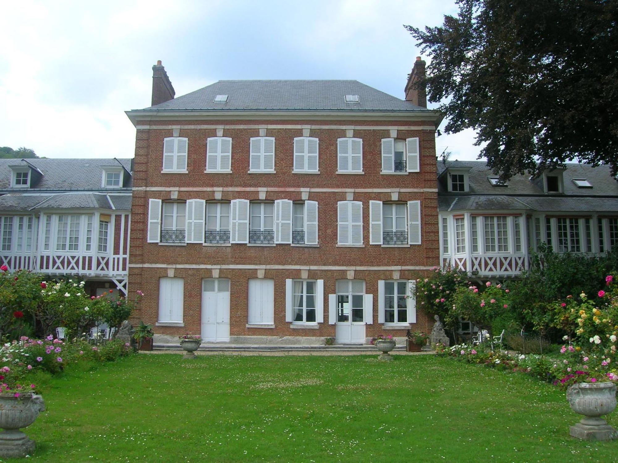 Gite La Fleur De Seine Villequier Exterior photo
